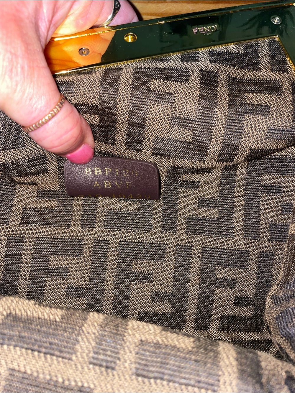Fendi Shiny Nappa Medium Fendi First Caramello Clutch Bag BROKEN STRAP - Picture 11 of 14